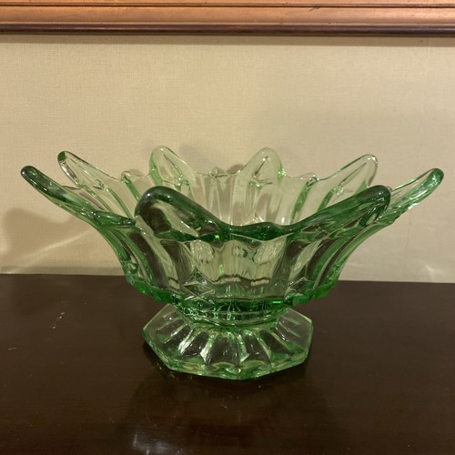 Large 1930s green glass - large,